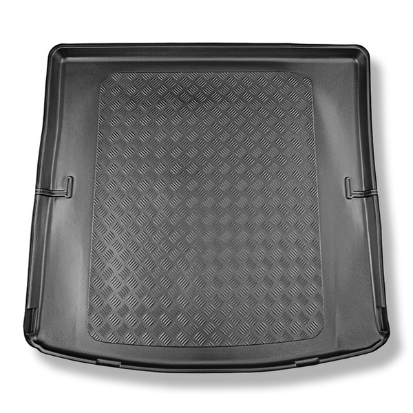 Méretre készült csomagtérszőnyegek: Ford Explorer VI Plug-in-Hybrid SUV (01.2020-....) - 7 hely; a második sor ülés mögé (harmadik sor lenyitott)